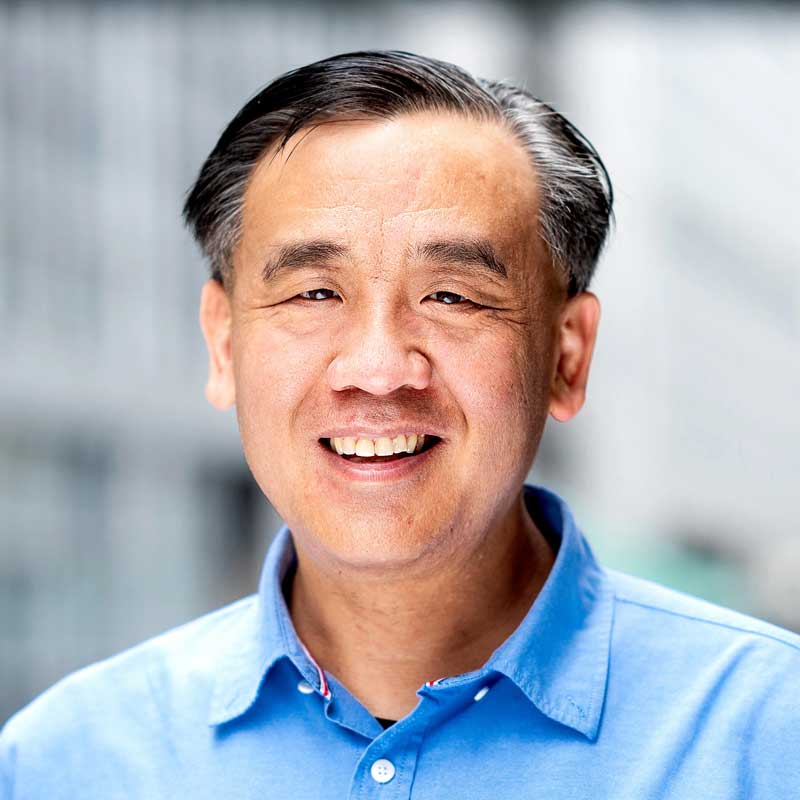 A headshot of Charles Chiu.