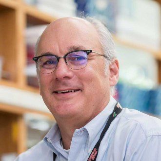 Mark Walters in his lab at UCSF.